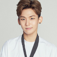 신재민